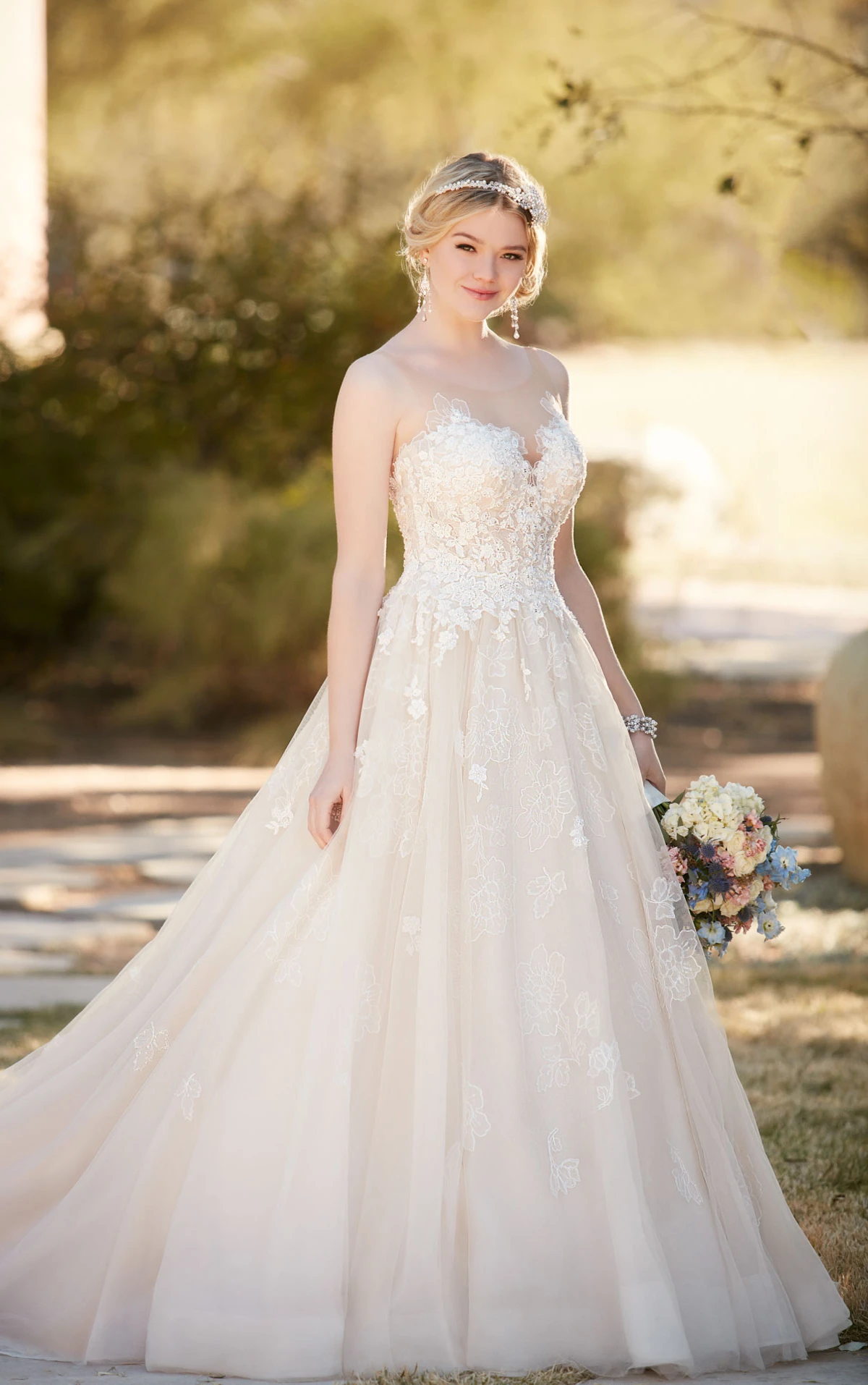 Ball Gown Wedding Dress with Tulle Skirt | Essense of ...