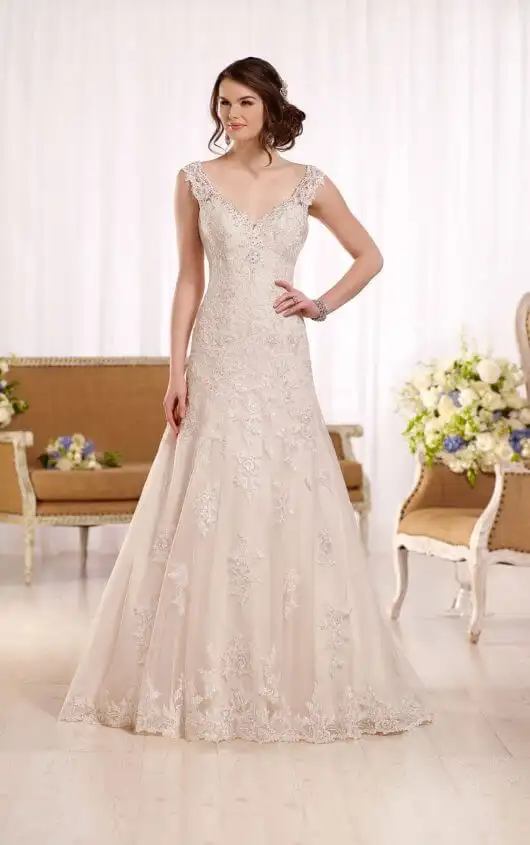  A Line  Wedding  Dress  with Embellished Sweetheart Neckline