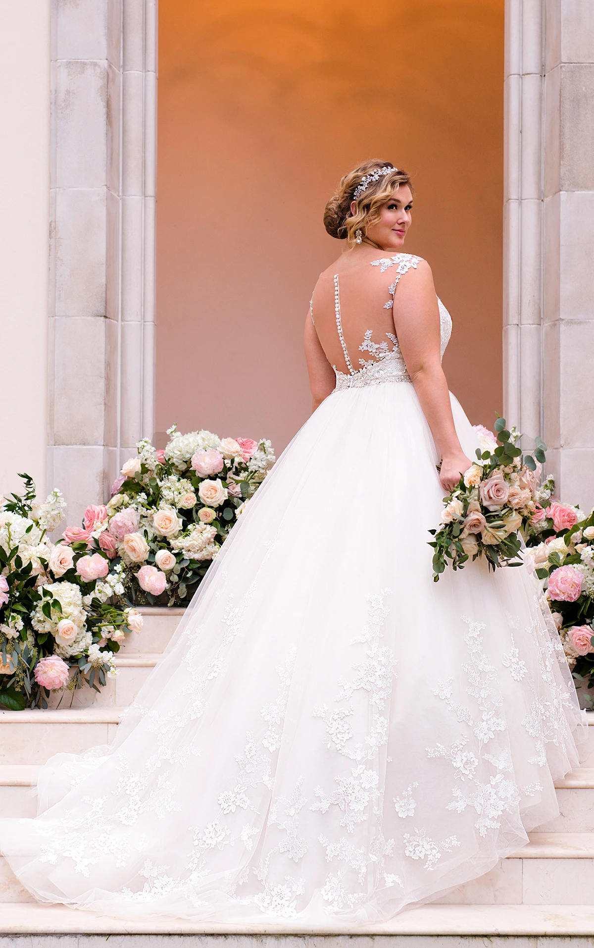 Outrageously Huge Ball Gown Tulle Wedding Dresses