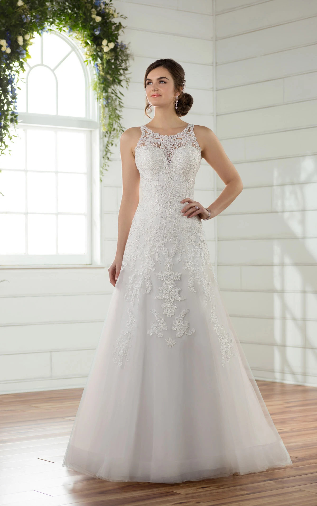 T212003 Romantic Embroidered Lace Strapless Wedding Dress with