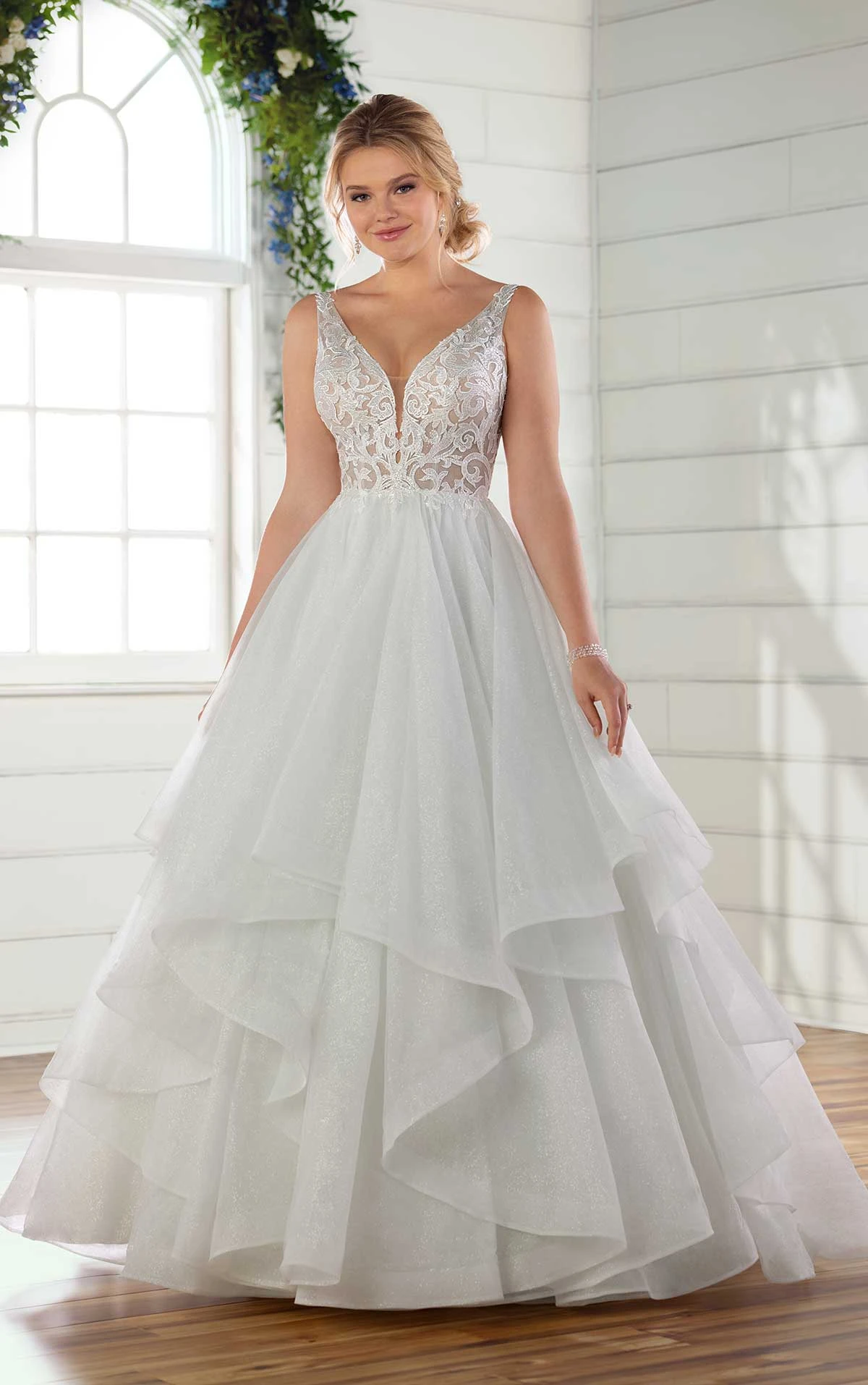 Ballgown Wedding Dress with Glitter Tulle - Essense of ...