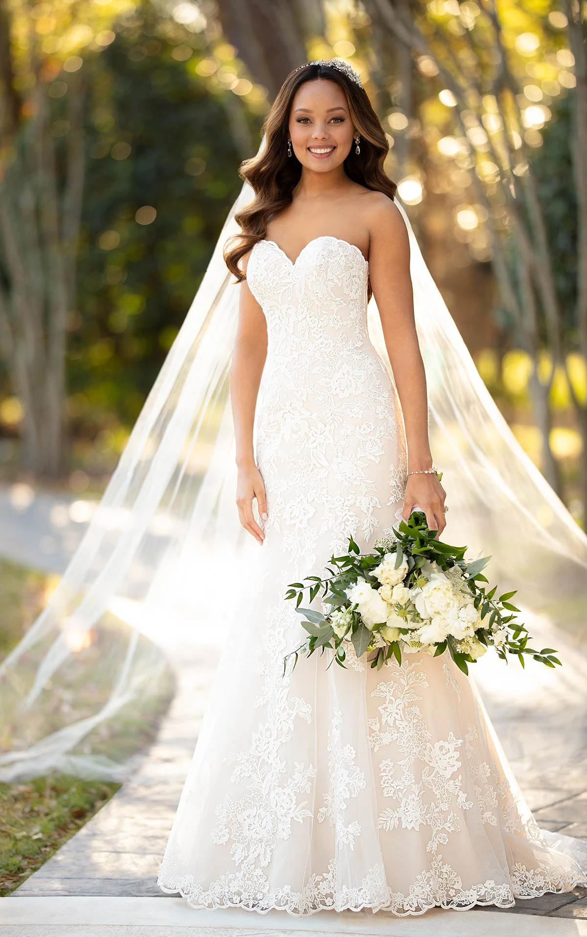 fall lace white a-line wedding dress with sweetheart 