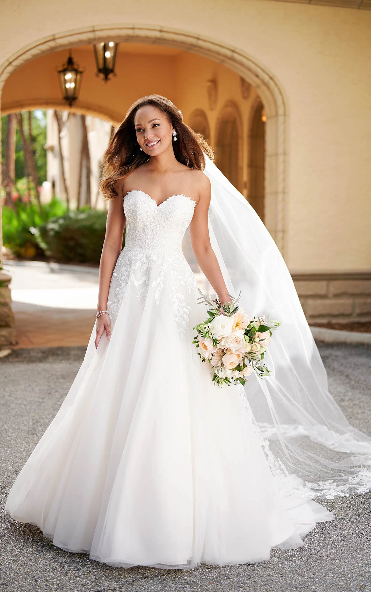 Sweetheart Ball Gown Wedding Dresses a Line